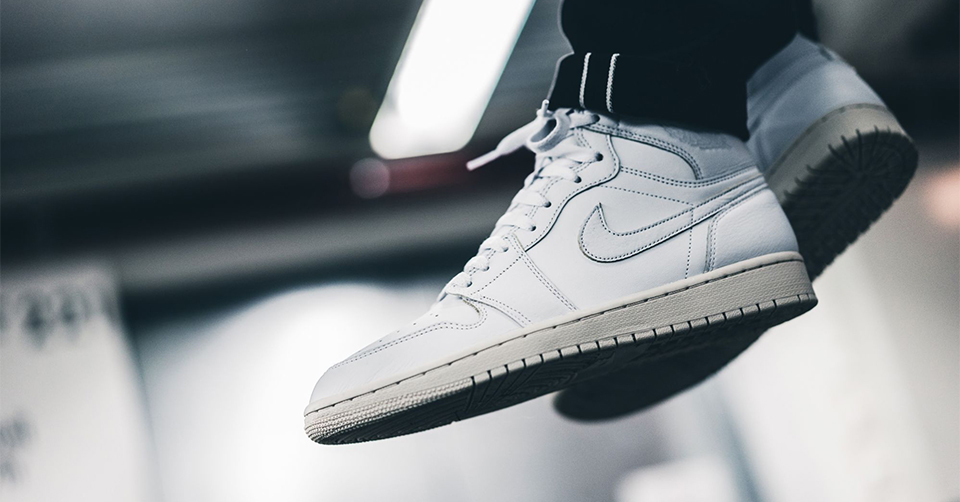 Nu verkrijgbaar de Air Jordan 1 High Premium 'Platinum White' -  Sneakerjagers
