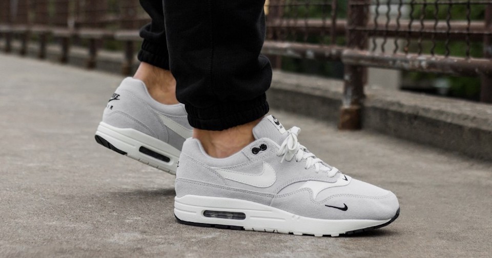 nike air max 1 premium grijs