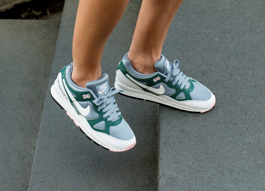 Top 10 Nike end of season sale dames - Sneakerjagers