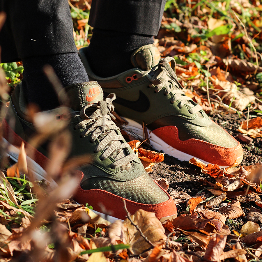 nike air max 1 olive canvas black