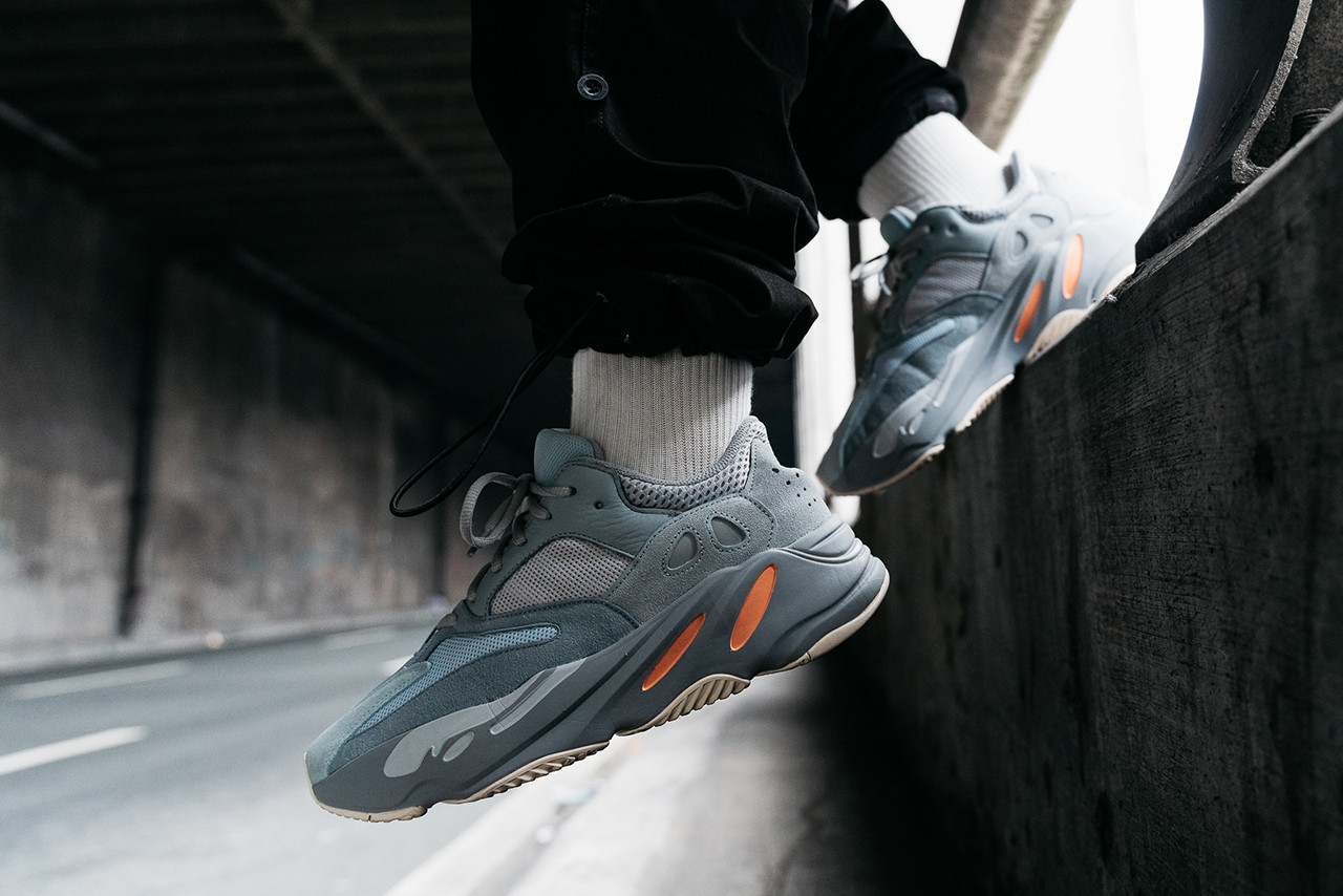 adidas yeezy boost 700 inertia eg7597