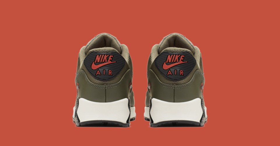 AJ1285-205 Nike Air Max 90