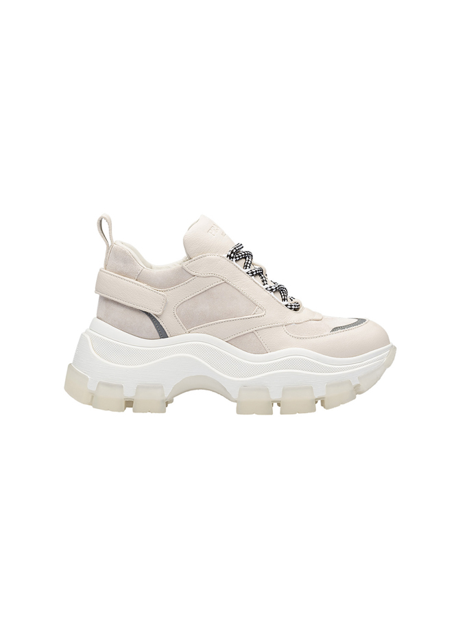Prada Pegasus