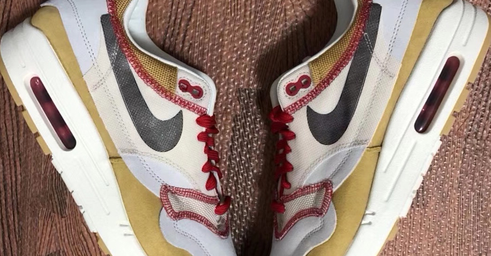 nike air max 1 inside out club gold black