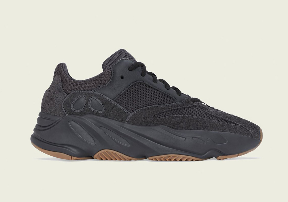 adidas Yeezy Boost 700 'Utility Black' - Sneakerjagers