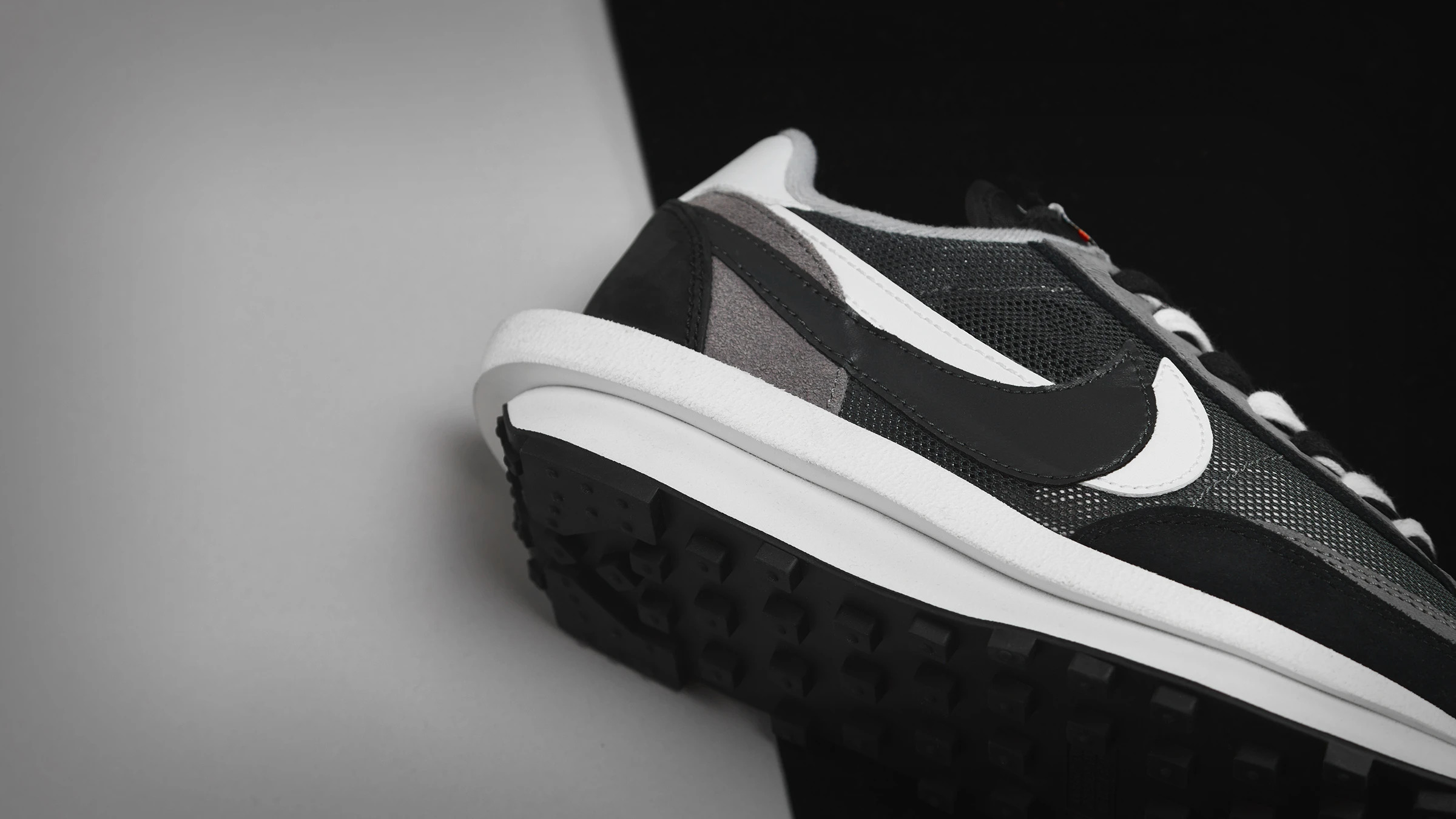 sacai x Nike LDWaffle