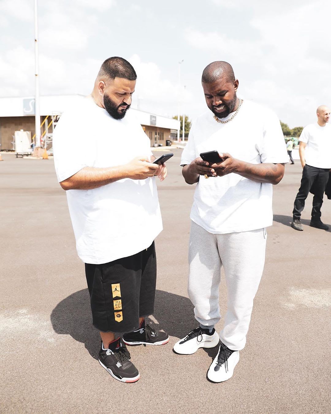 Kanye West, met zijn ongereleasde Yeezy's, en DJ Khaled