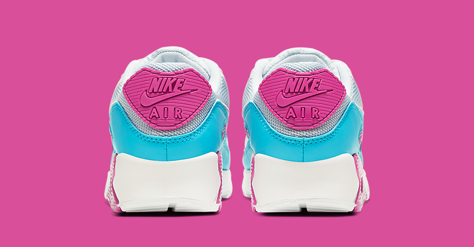 Nike Air Max 90 'Vivid Pink'
