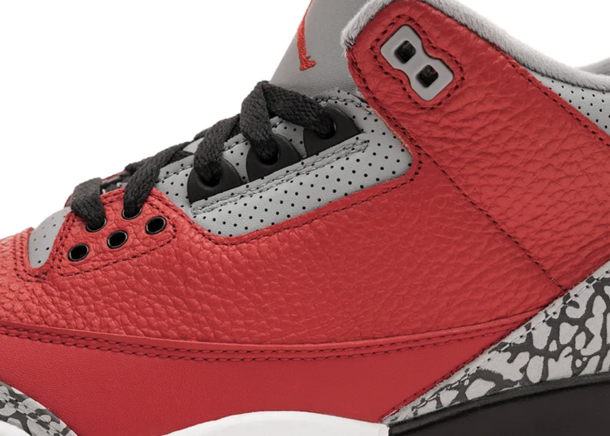Air Jordan Red Cement