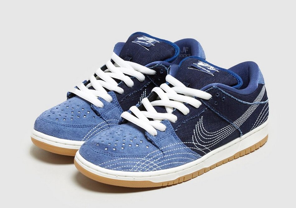 Een gedetailleerde kijk op de Nike SB Dunk Low 'Denim Gum' - Sneakerjagers
