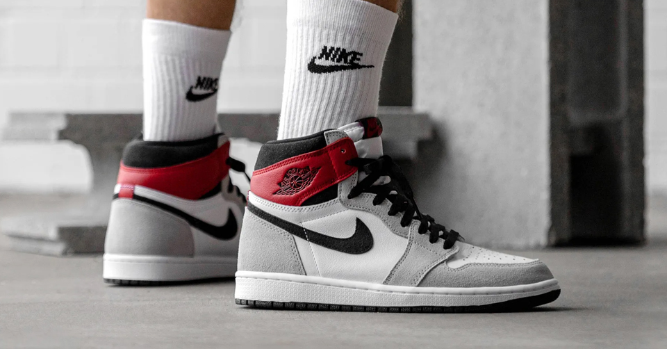 Release Reminder Air Jordan 1 High 'Light Smoke Grey' | Sneakerjagers