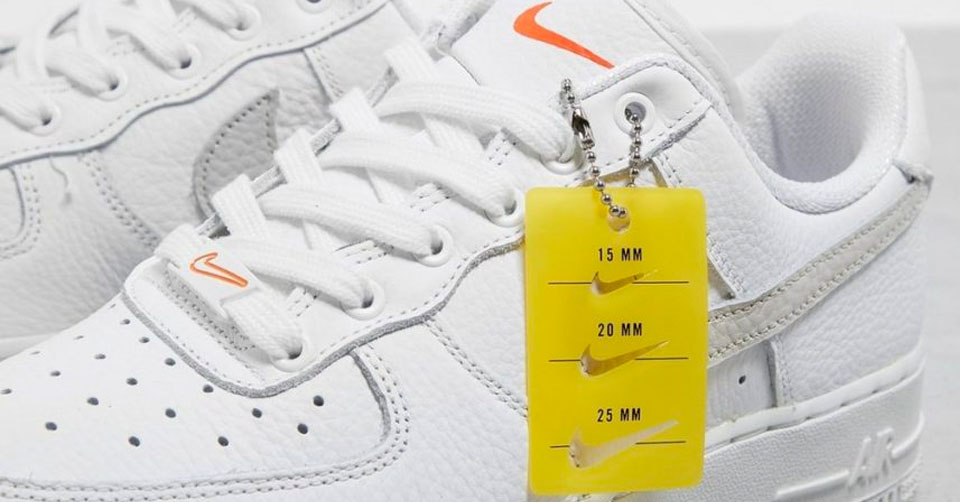 nike-air-force-1-07-stencil-sneakerjagers