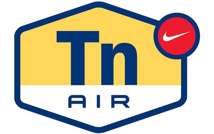 tuned air logo