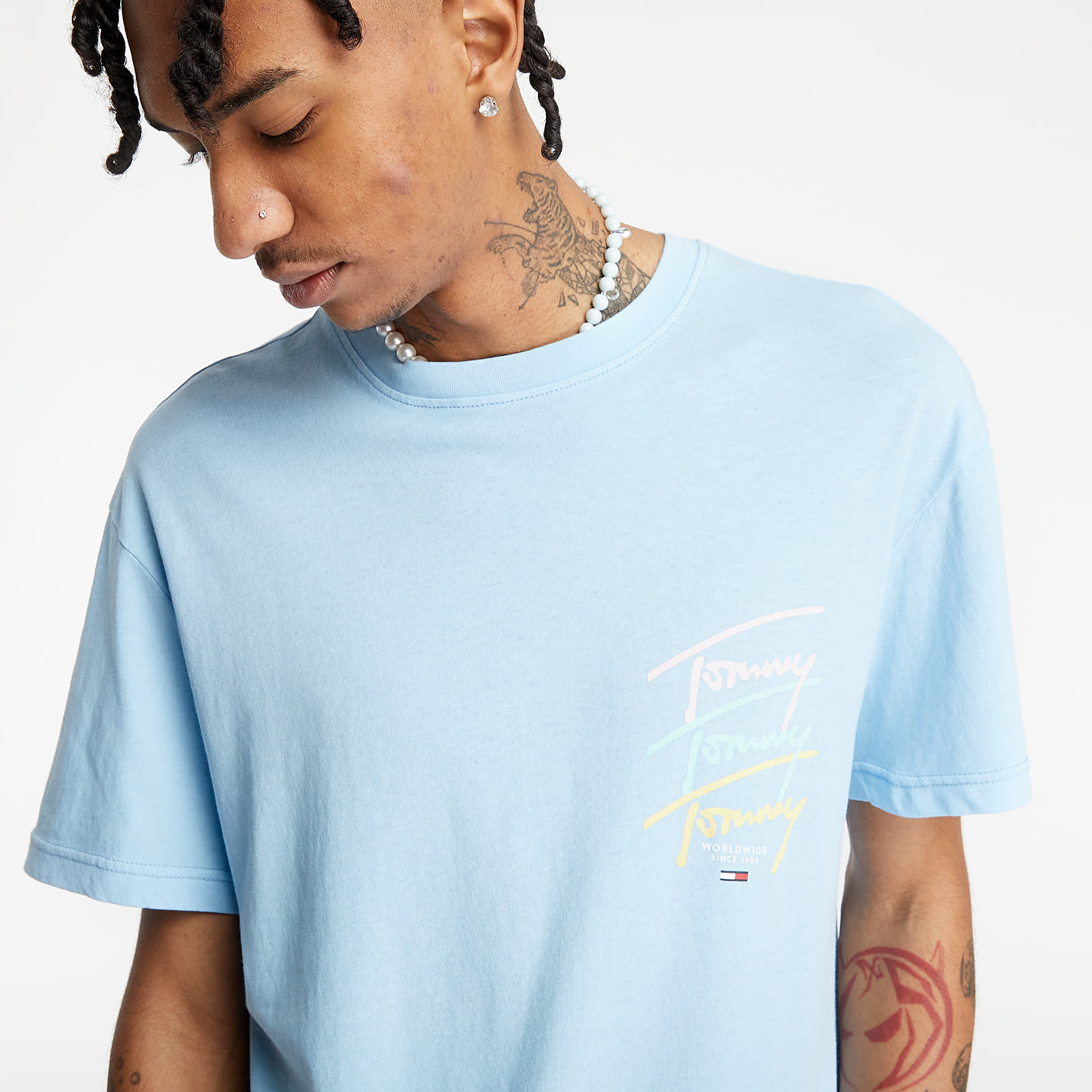 Tommy Jeans tommy repeat script tee