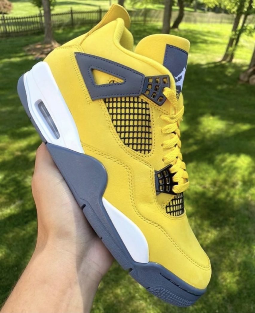 Close-up beelden van de Air Jordan 4 'Lightning' 2021 ⚡ - Sneakerjagers