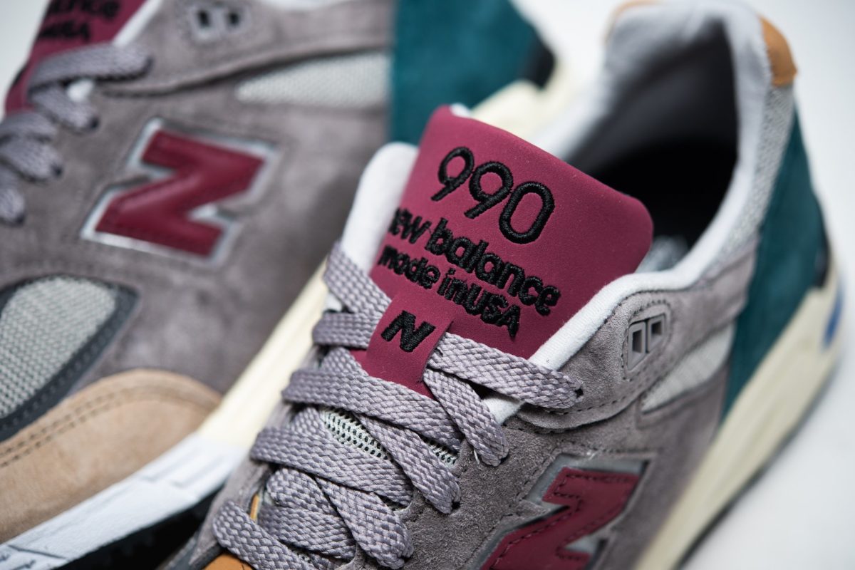 De beelden van de New Balance 990 'Grey/Green' - Sneakerjagers