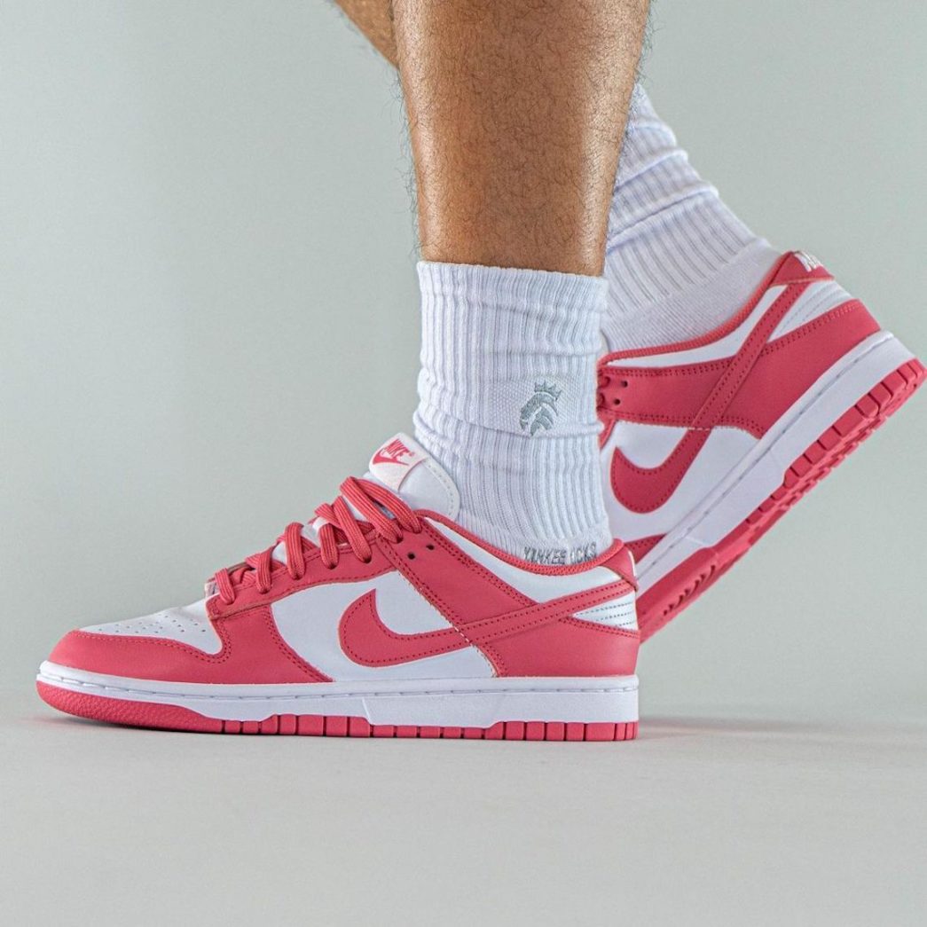 First look: de Nike Dunk Low 'Archeo Pink' - Sneakerjagers