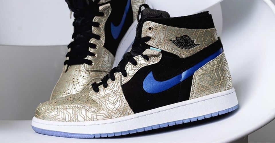De Air Jordan 1 High Zoom CMFT krijgt een goud jasje