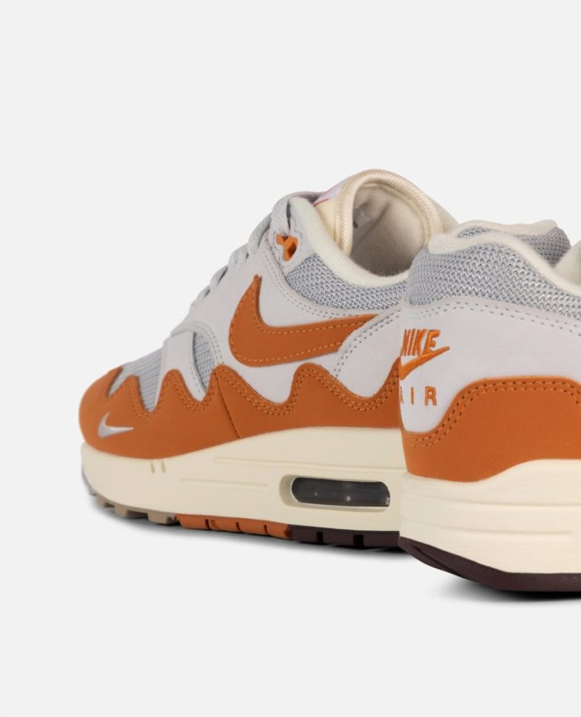 team patta nike