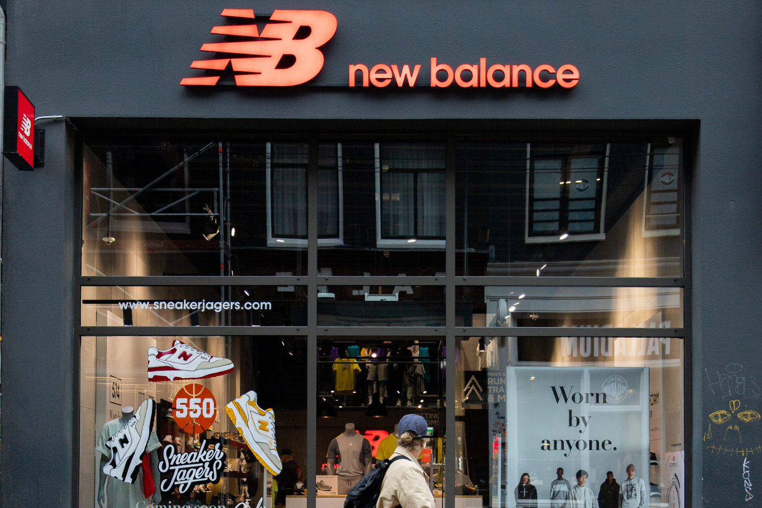 New Balance's Cyber Week Sale in hun winkel in Amsterdam