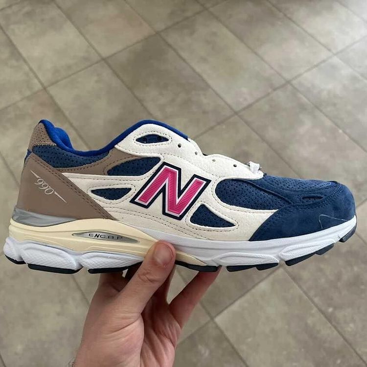 nb 990v3 kith