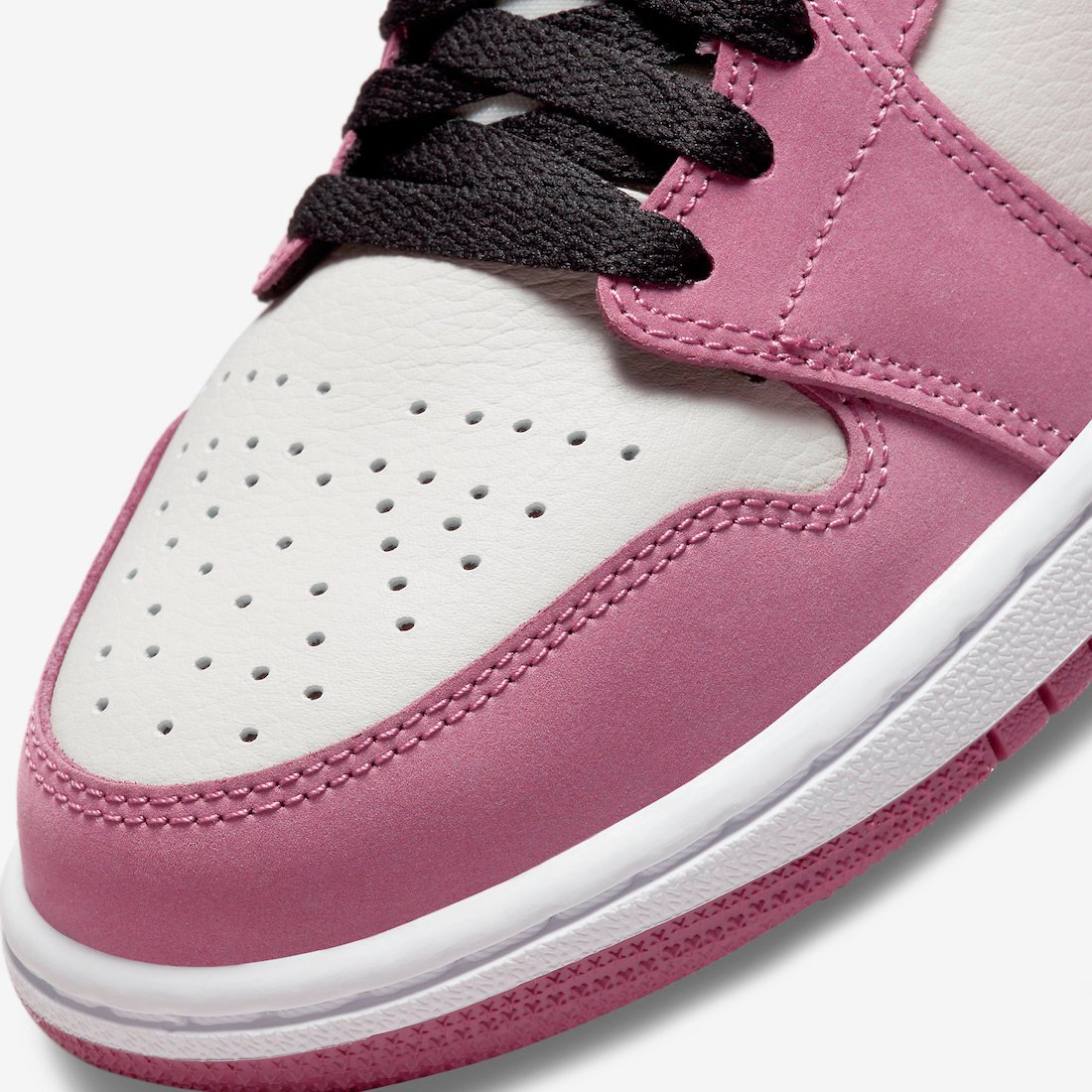 De Air Jordan 1 Mid krijgt een 'Berry Pink' colorway - Sneakerjagers
