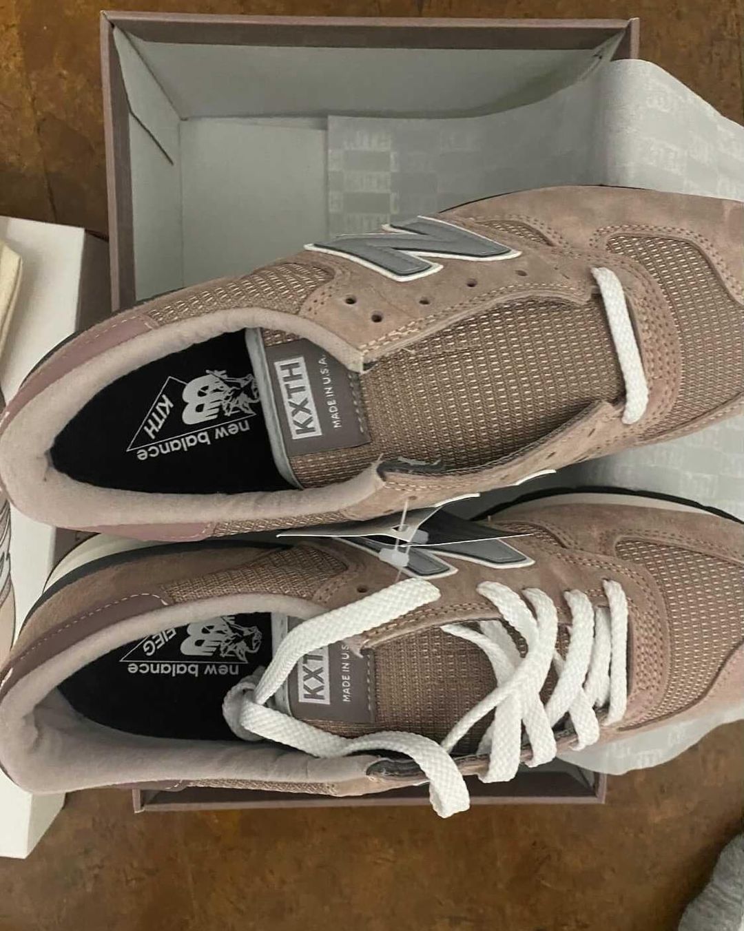 new balance kith rose