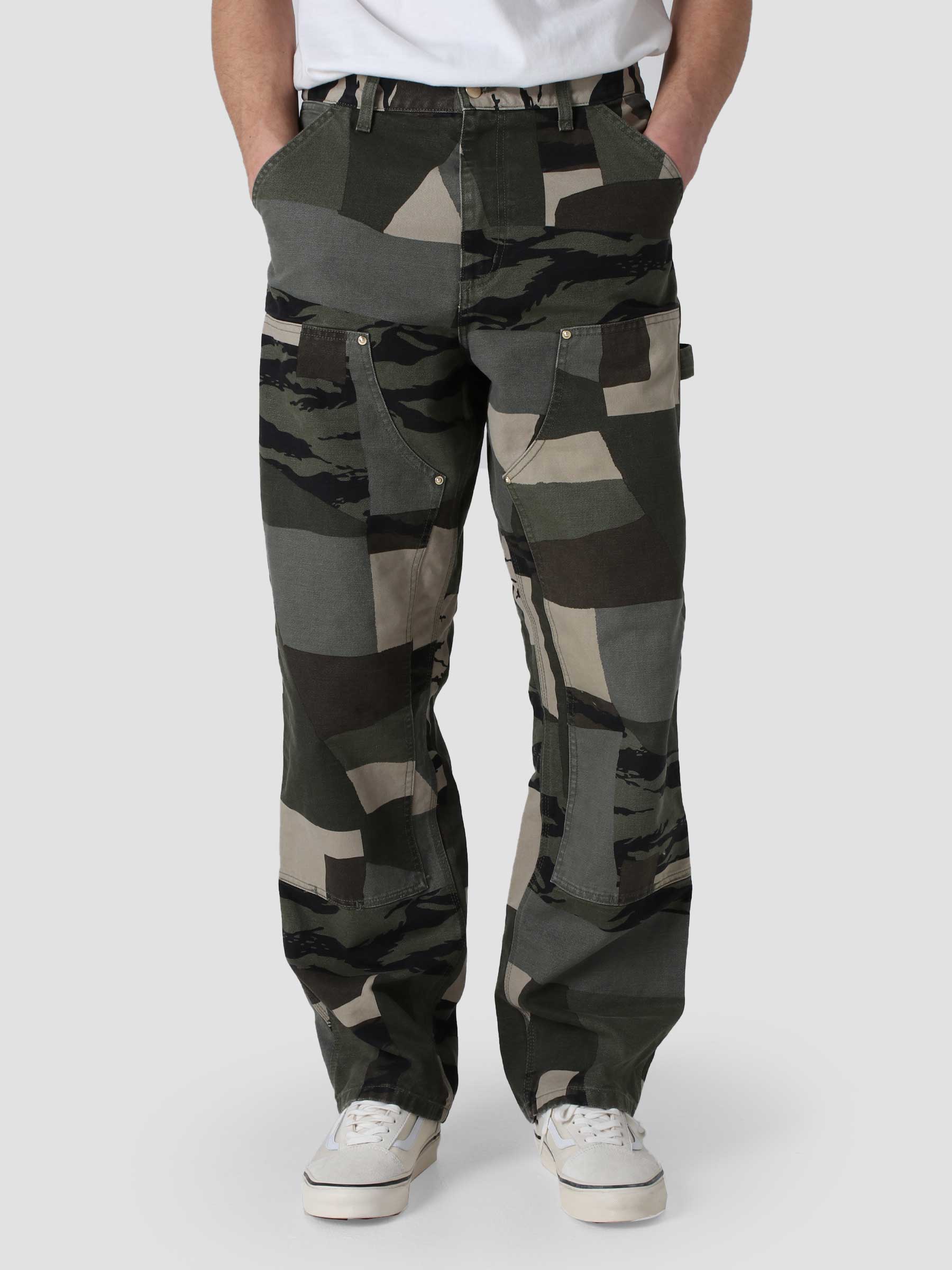 Sneakerjagers Outfit Picks Carhartt WIP Double Knee Pant Camo Mend Stone Washed