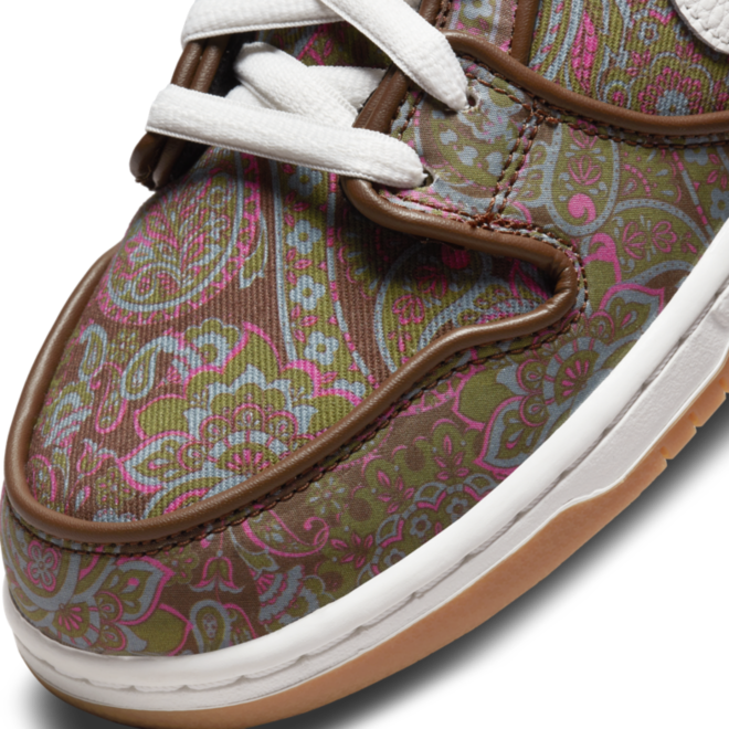 paisley nike sb