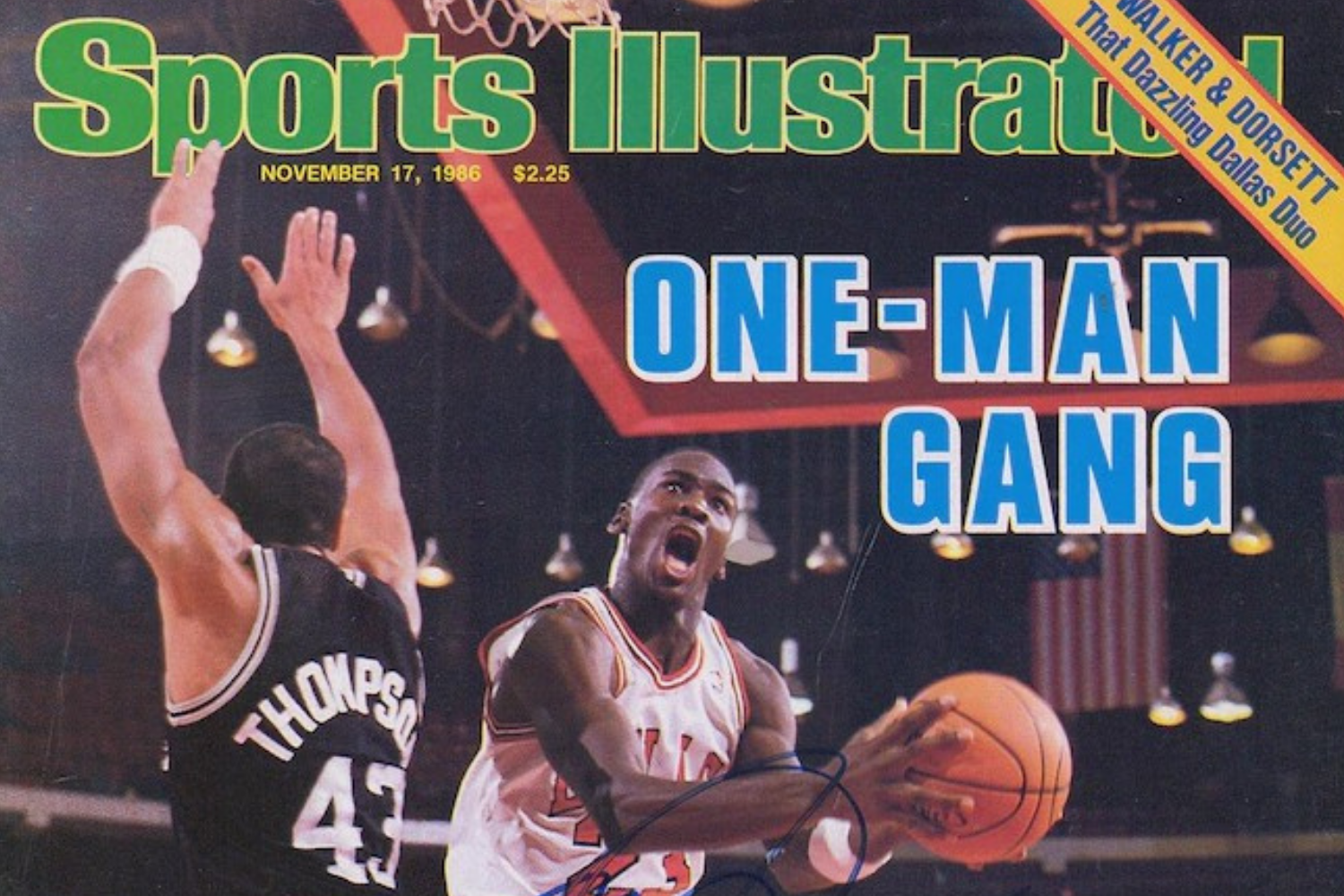 De 'Sports Illustrated' met Michael Jordan's handtekening wordt verkocht