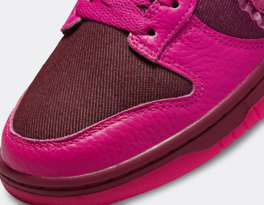 Where valentine dunks to cop: The Nike Dunk Low 'Valentine's Day' | Sneakerjagers