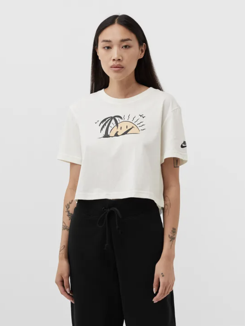 Outfit Picks week 28 Nike WMNS Cropped T-Shirt