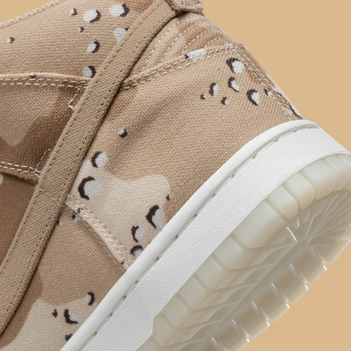 dunk high desert camo