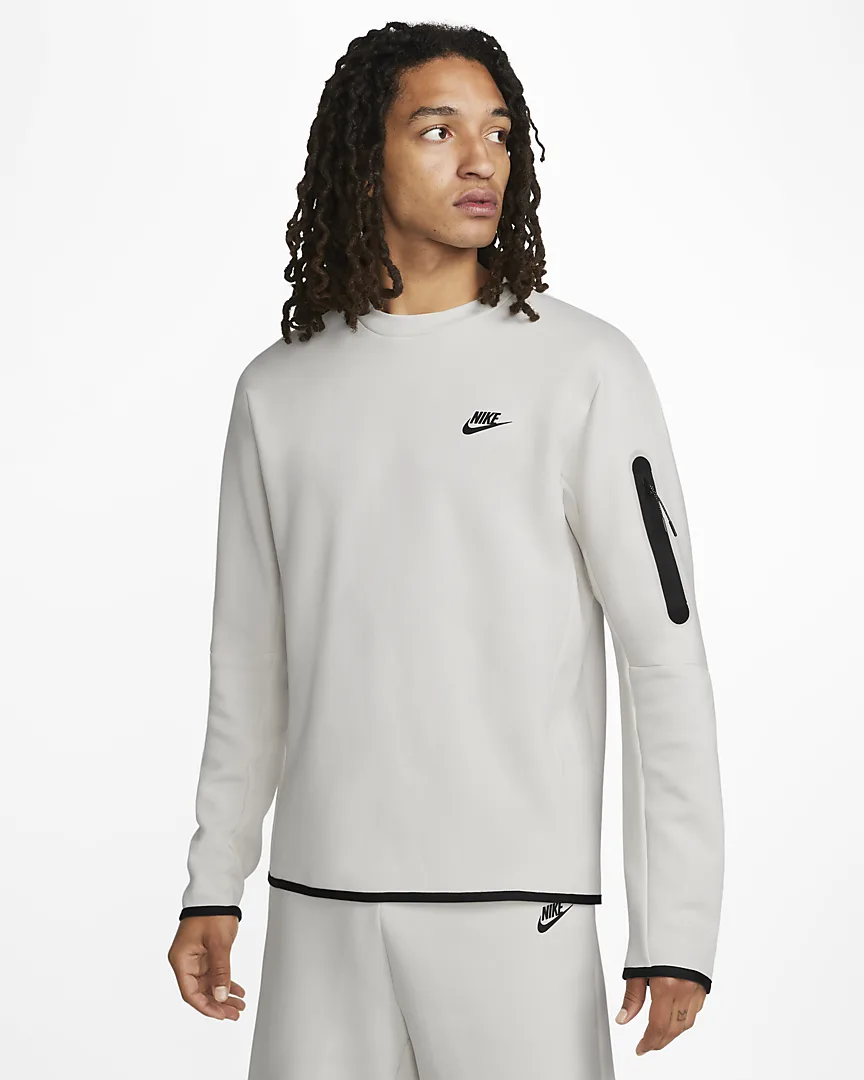 outfit picks week 37 Nike Sportswear Tech Fleece Men's Crew Sweatshirt