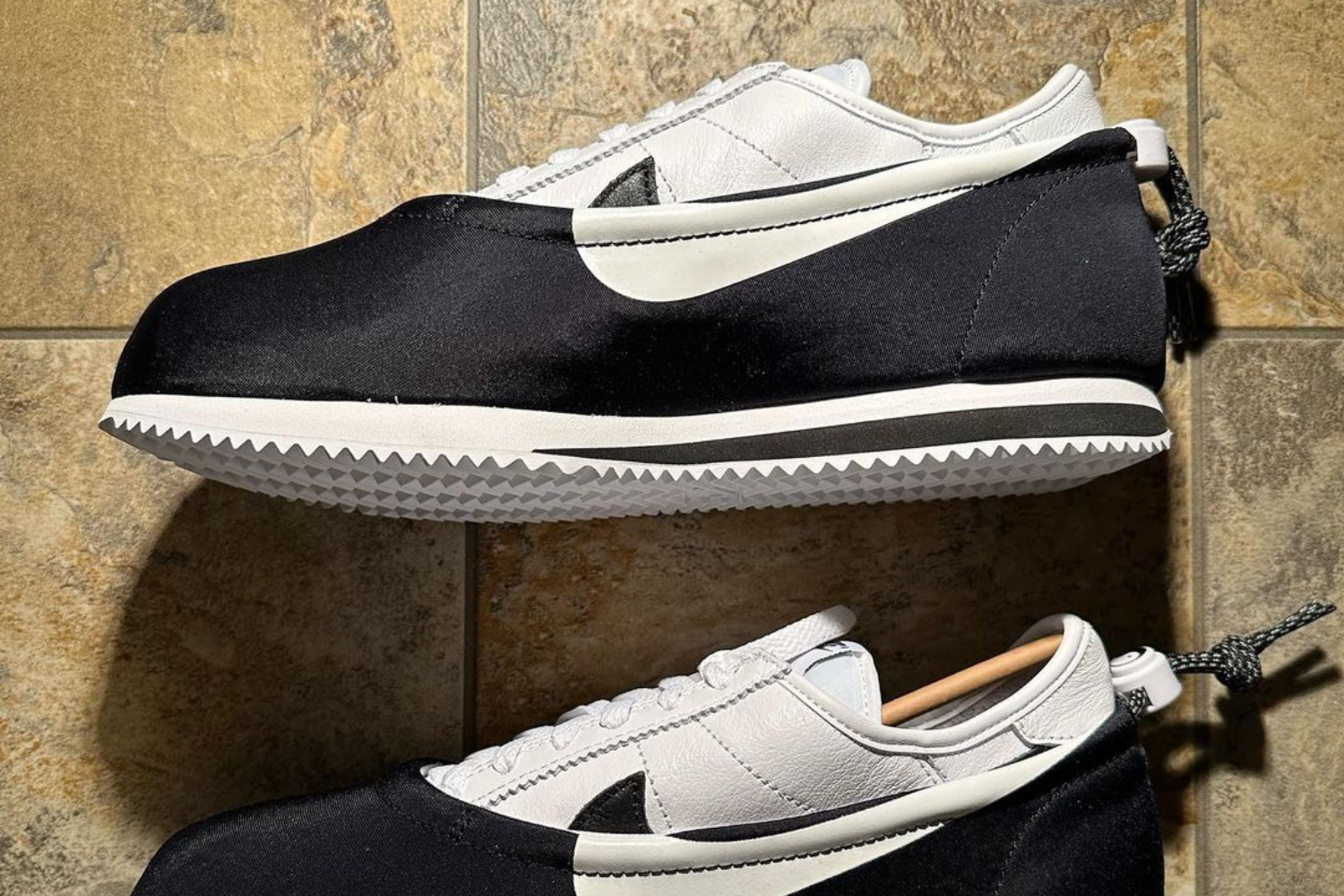 De eerste beelden van de CLOT x Nike Cortez - Sneakerjagers