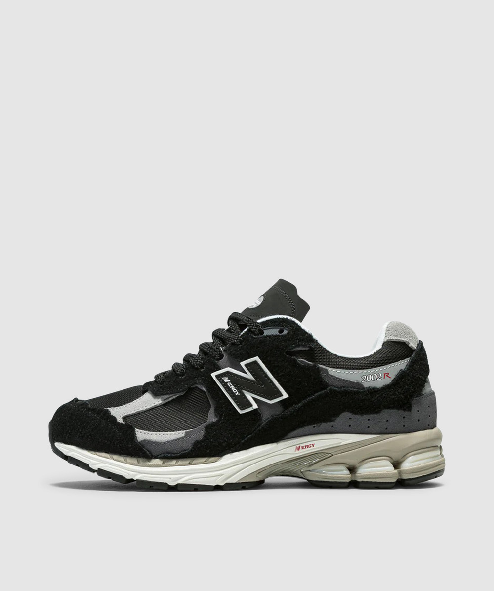 New Balance 2002R 'Black Grey' - Protection Pack zijkant