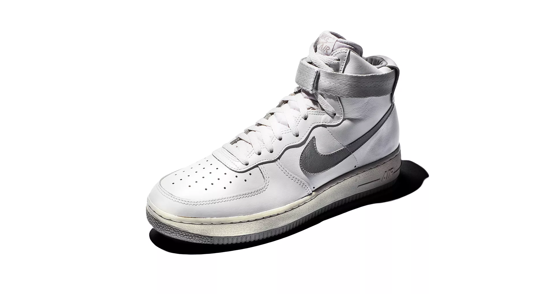 De eerste Nike Air Force 1 als basketbalschoen 