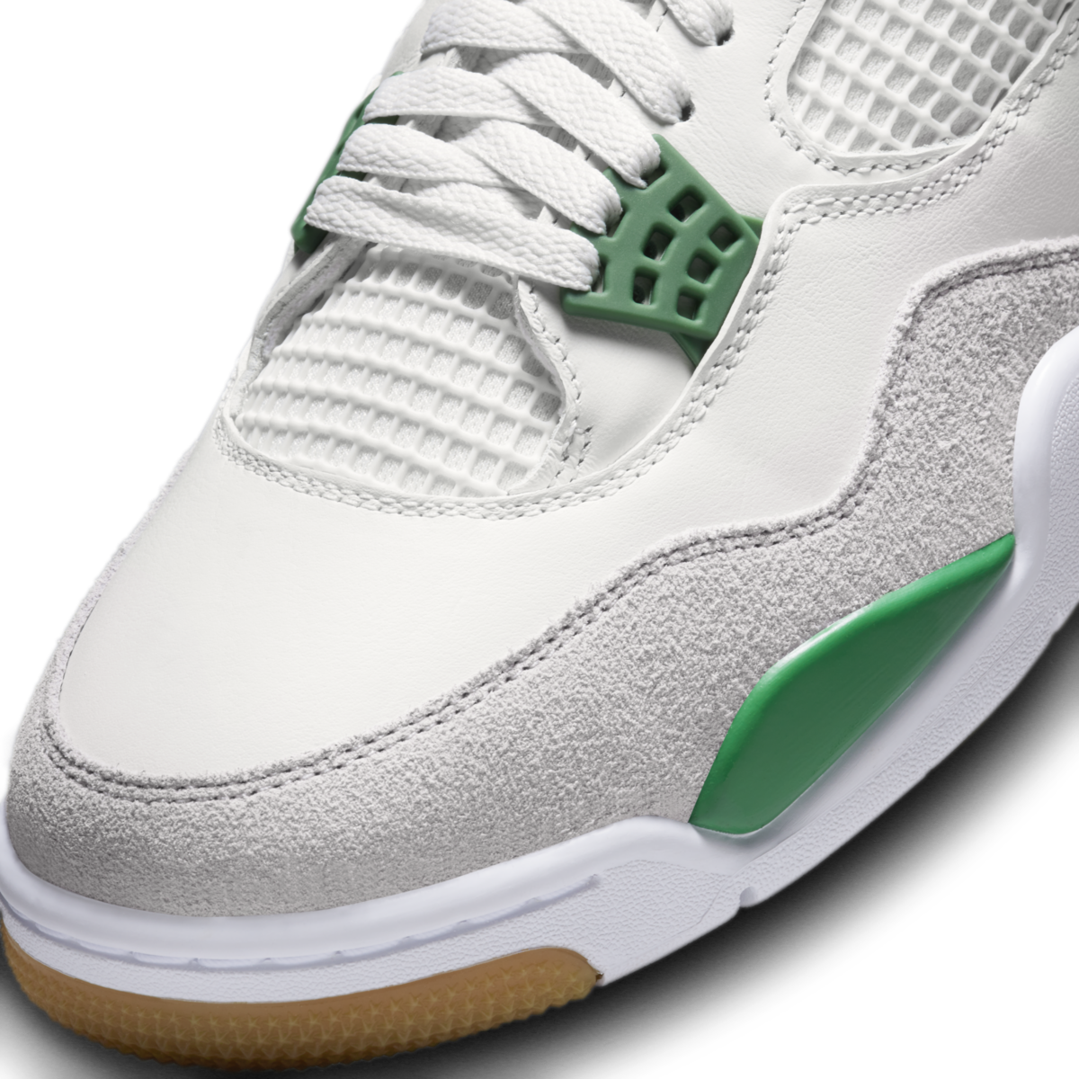 Nike SB x Air Jordan 4 'Pine Green'