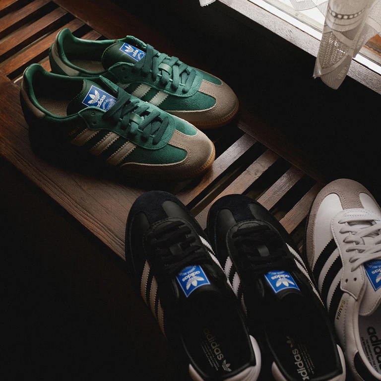 Amazon.com | adidas Men's Run 70s Sneaker, Ink/Bold Gold/Crew Blue, 7.5 |  Road Running