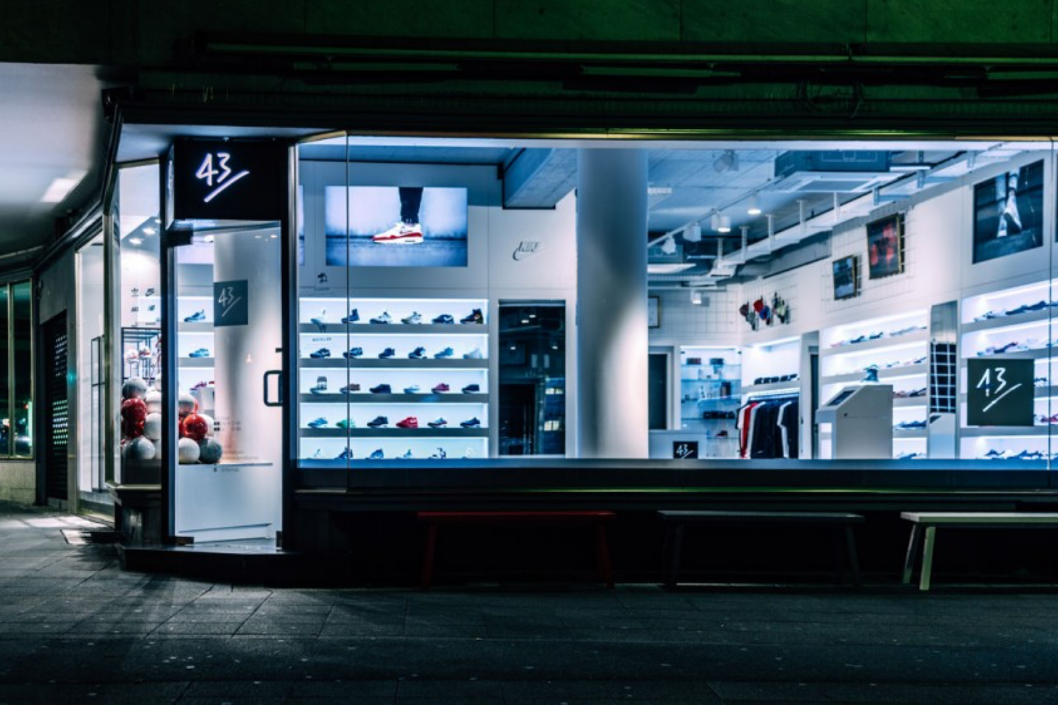 Adidas 2024 shop frankfurt