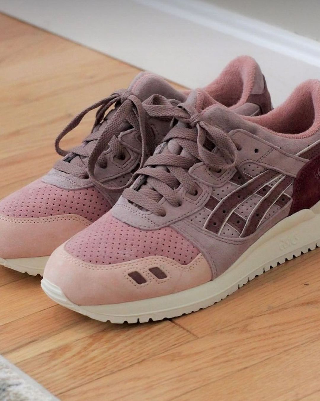 Kith asics hot sale gel lyte iii