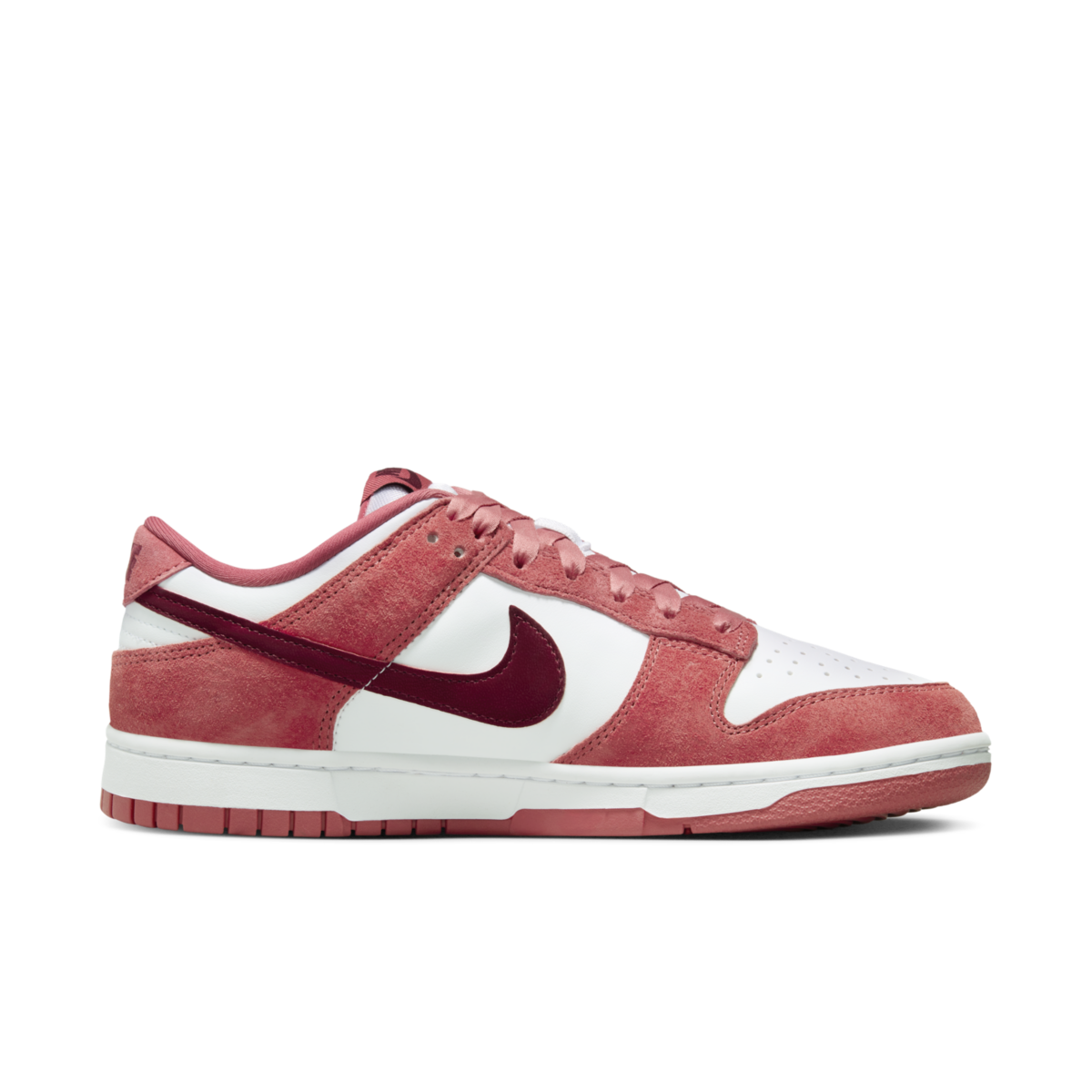 Nike Dunk Low WMNS 'Valentine's Day'