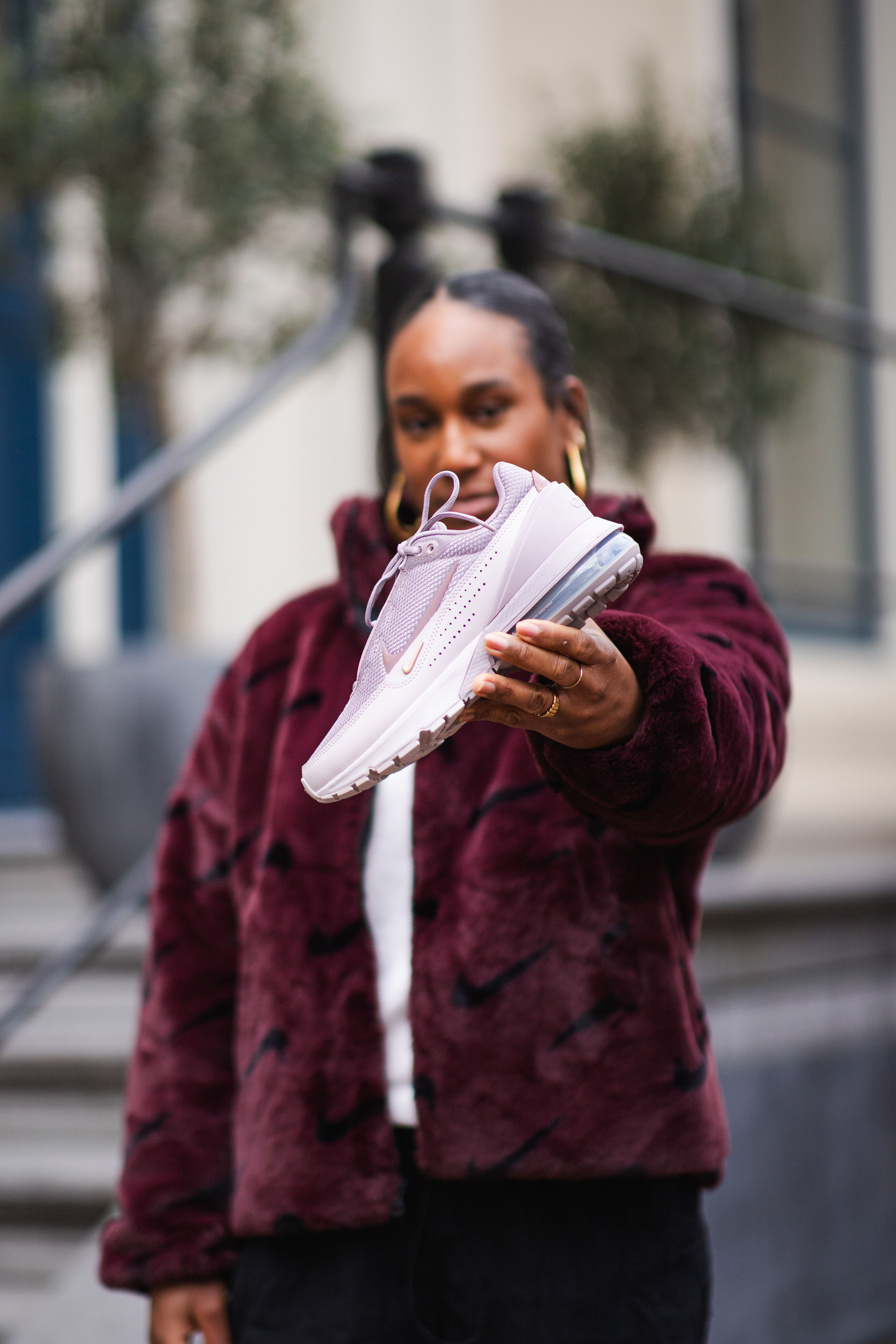 Nike Air Max Pulse WMNS 'Light Violet Ore' in hand