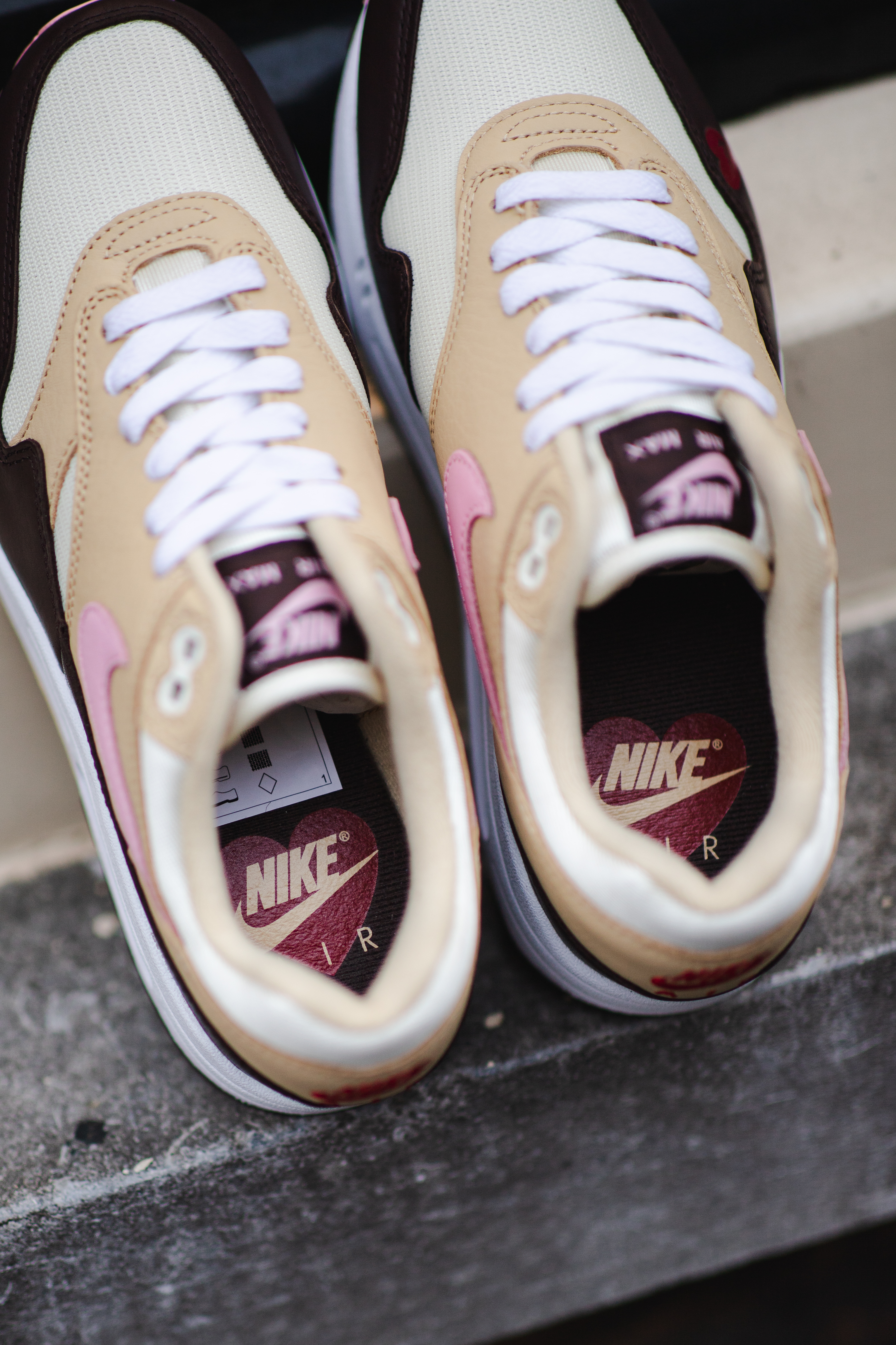 Nike Air Max 1 WMNS 'Valentine's Day' - 2024