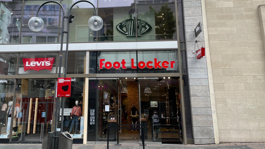 Sneakerwinkel Foot Locker in Keulen