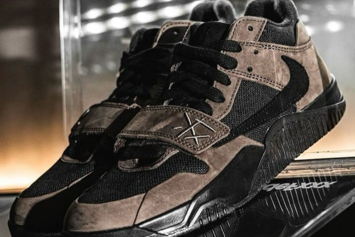 Travis Scott x Jordan Jumpman Jack 'Dark Mocha'