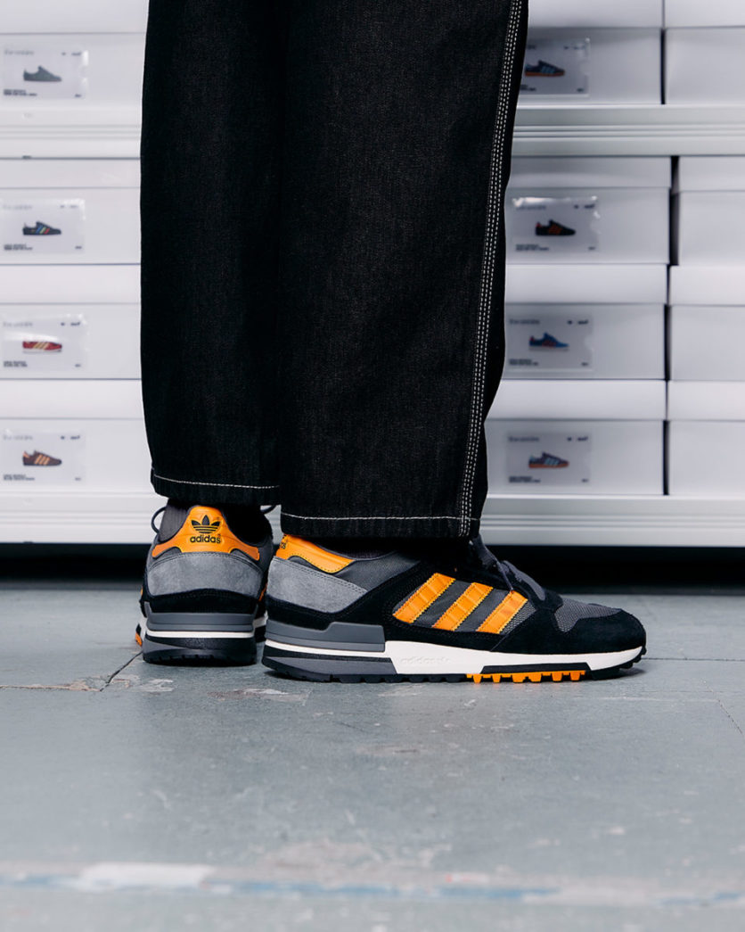 Out now adidas ZX 600 Black Grey exclusively at size Sneakerjagers