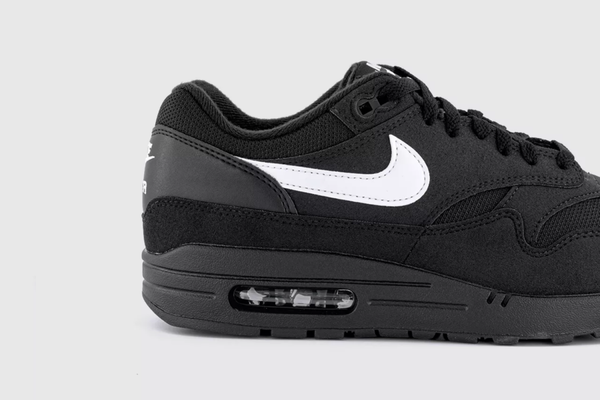 Out now: Nike Air Max 1 'Black \u0026 White' - Sneakerjagers
