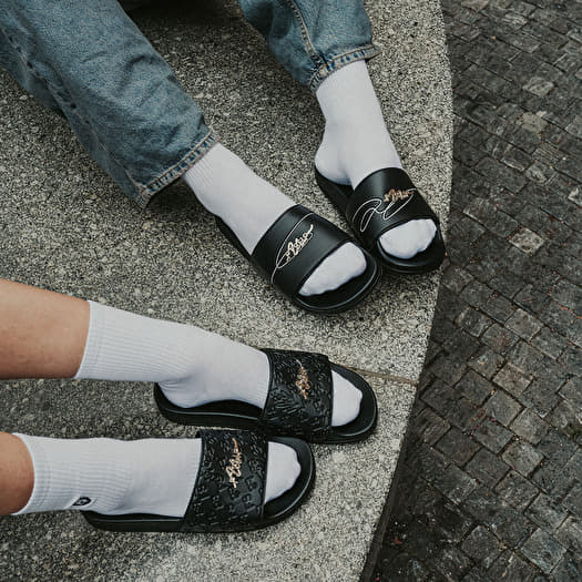 Footshop Slides