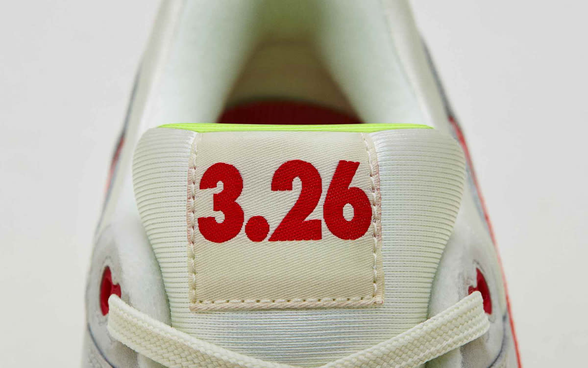 am1 lumiere 3.26 tongue label